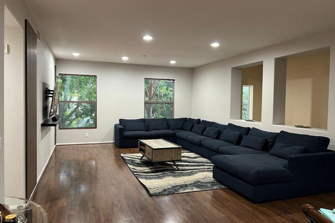 Photo of Livingroom in Quail Hill