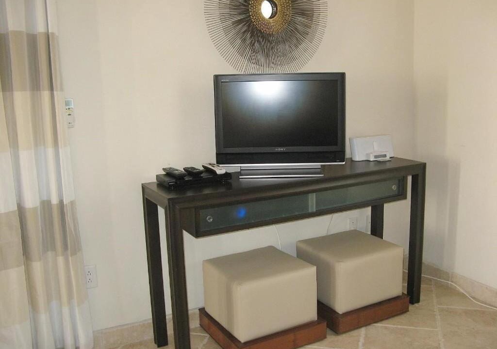 Photo of Livingroom in Governor's Harbour