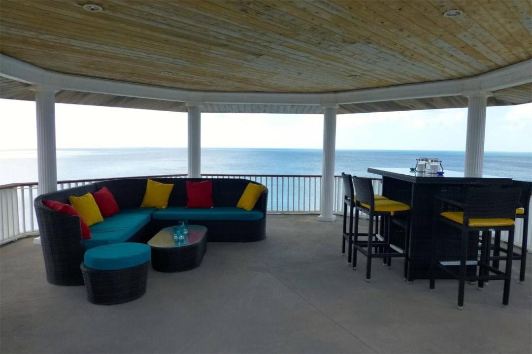 Photo of Patio Balcony in Rainbow Bay