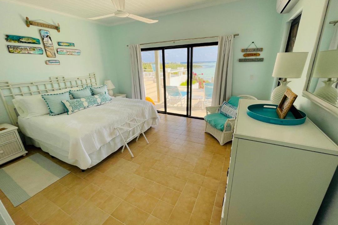 Photo of Bedroom in Savannah Sound