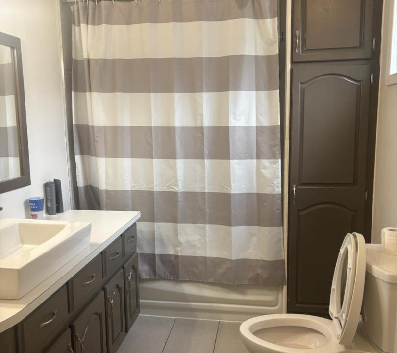 Photo of Bathroom in Lac-Megantic