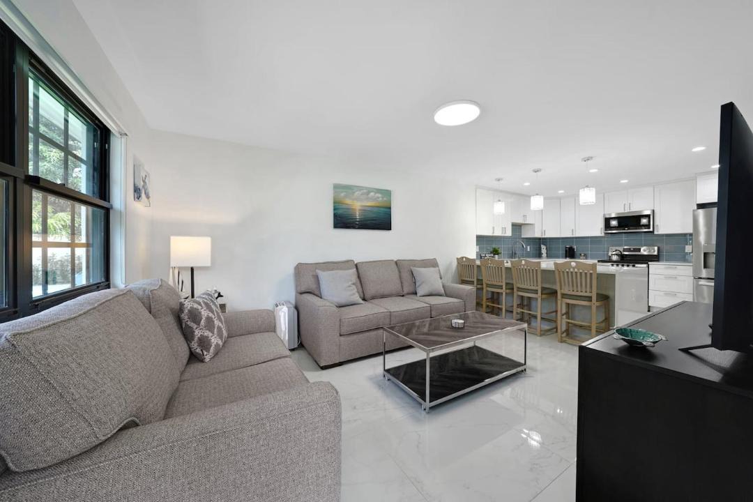 Photo of Livingroom in Melaleuca Gardens