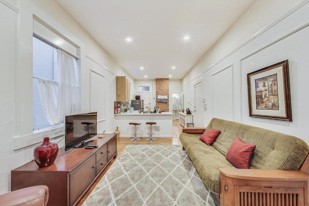 Photo of Others in Pacific Heights