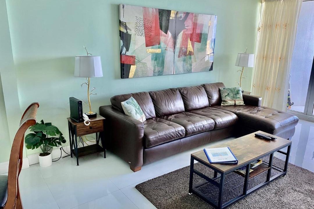 Photo of Livingroom in Galt Mile