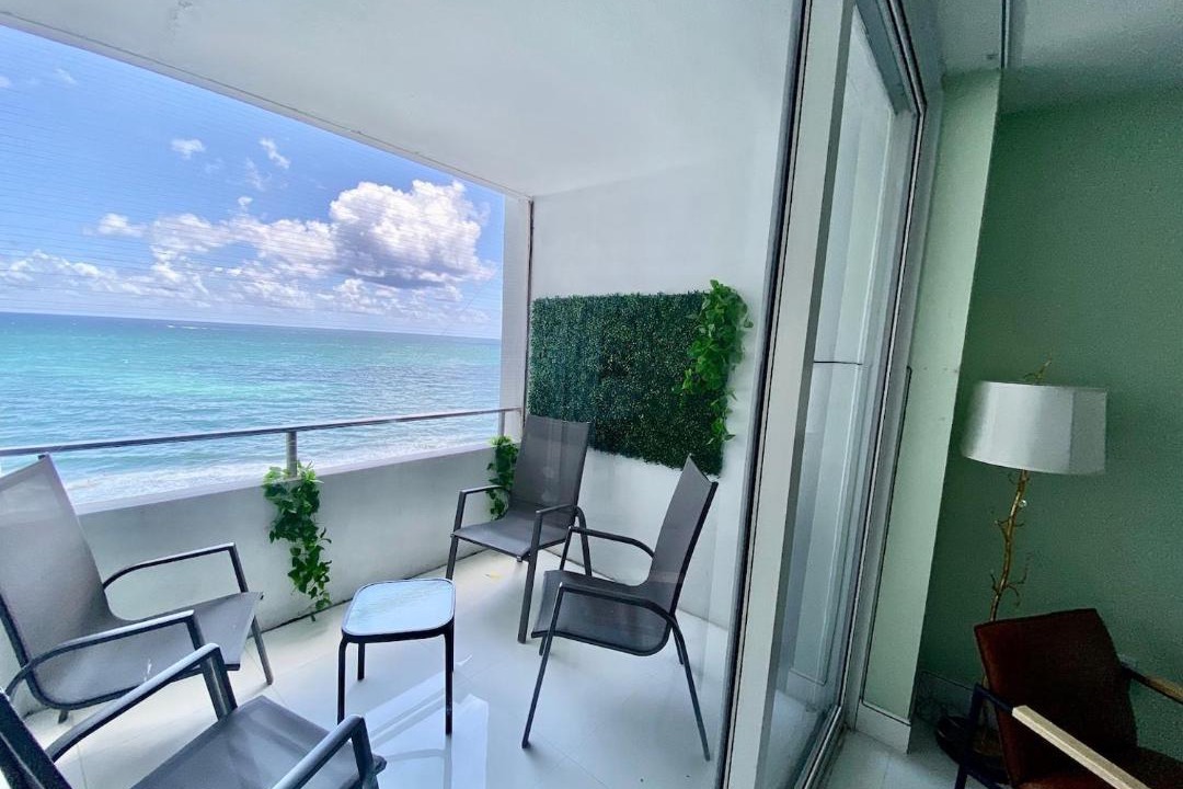 Photo of Patio Balcony in Galt Mile