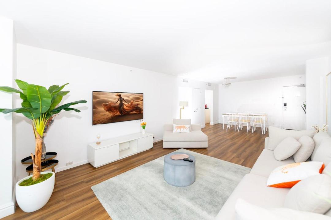 Photo of Livingroom in West Avenue