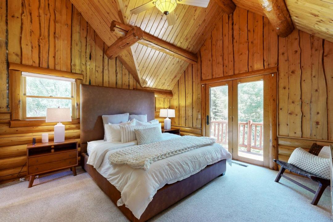 Photo of Bedroom in Upper Moonridge