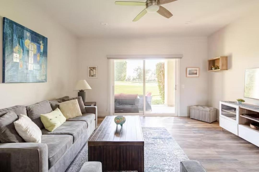 Photo of Livingroom in Palm Springs