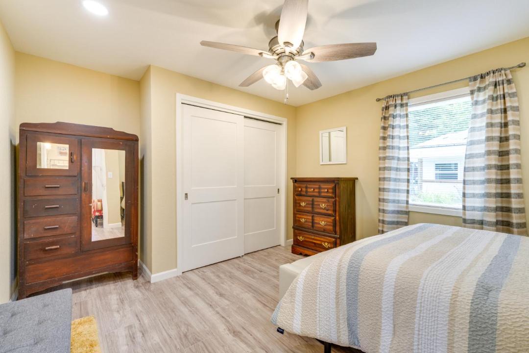 Photo of Bedroom in Banner Hill