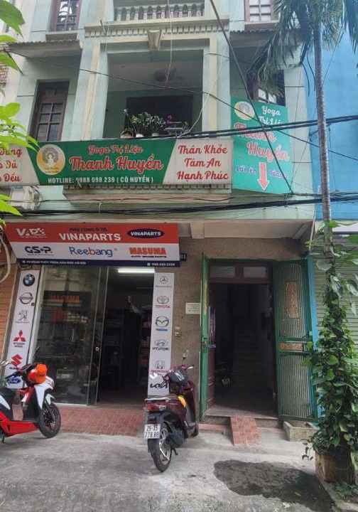 Photo of Others in Dich Vong Hau