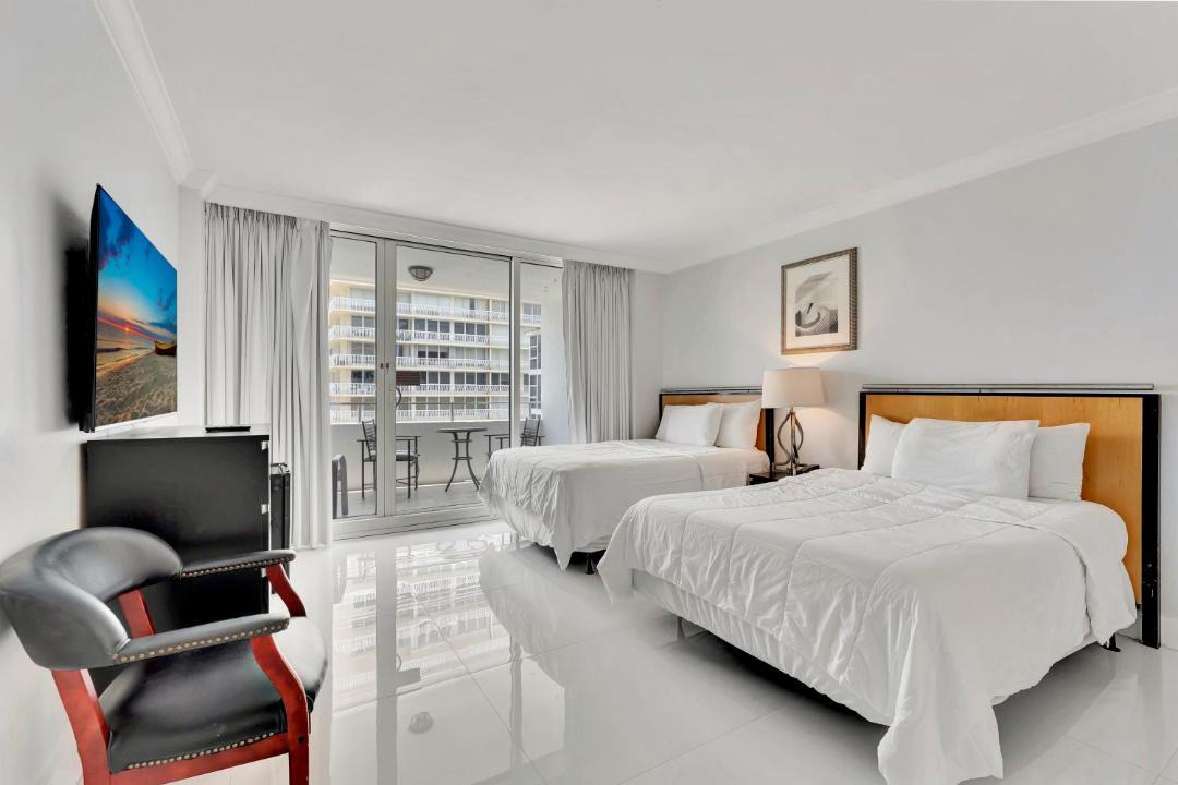 Photo of Bedroom in Galt Mile