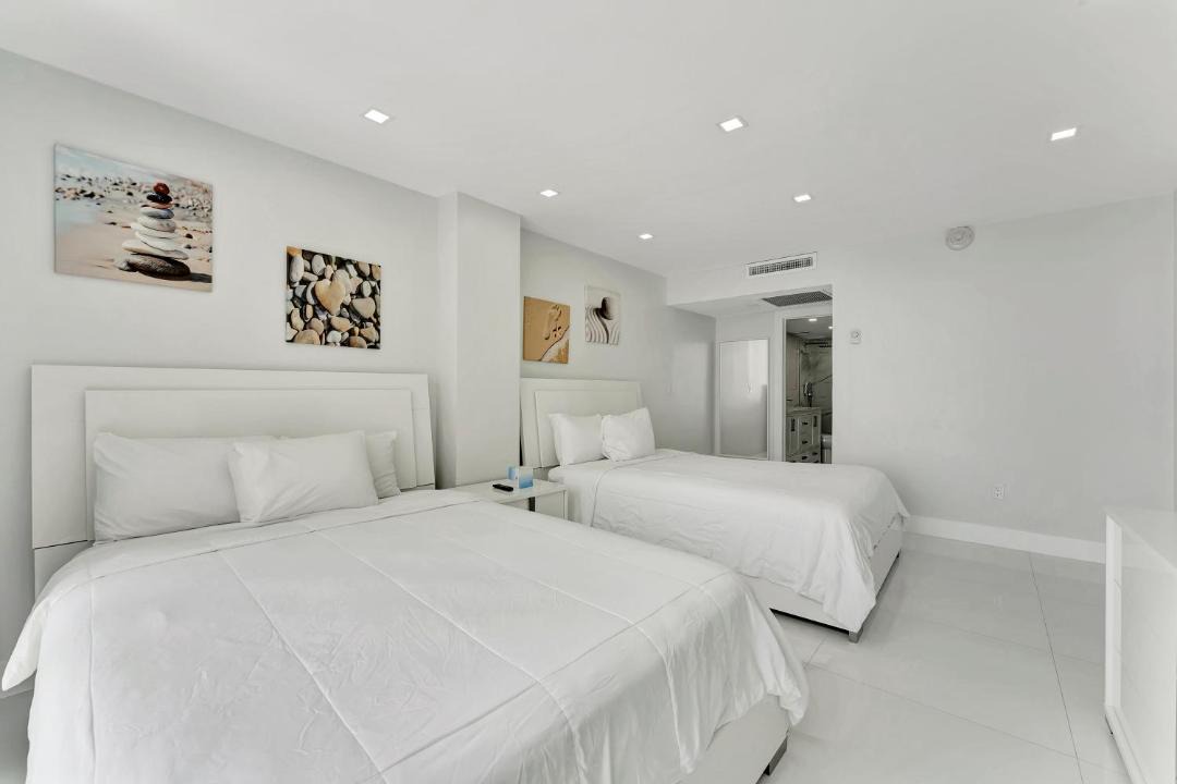 Photo of Bedroom in Galt Mile