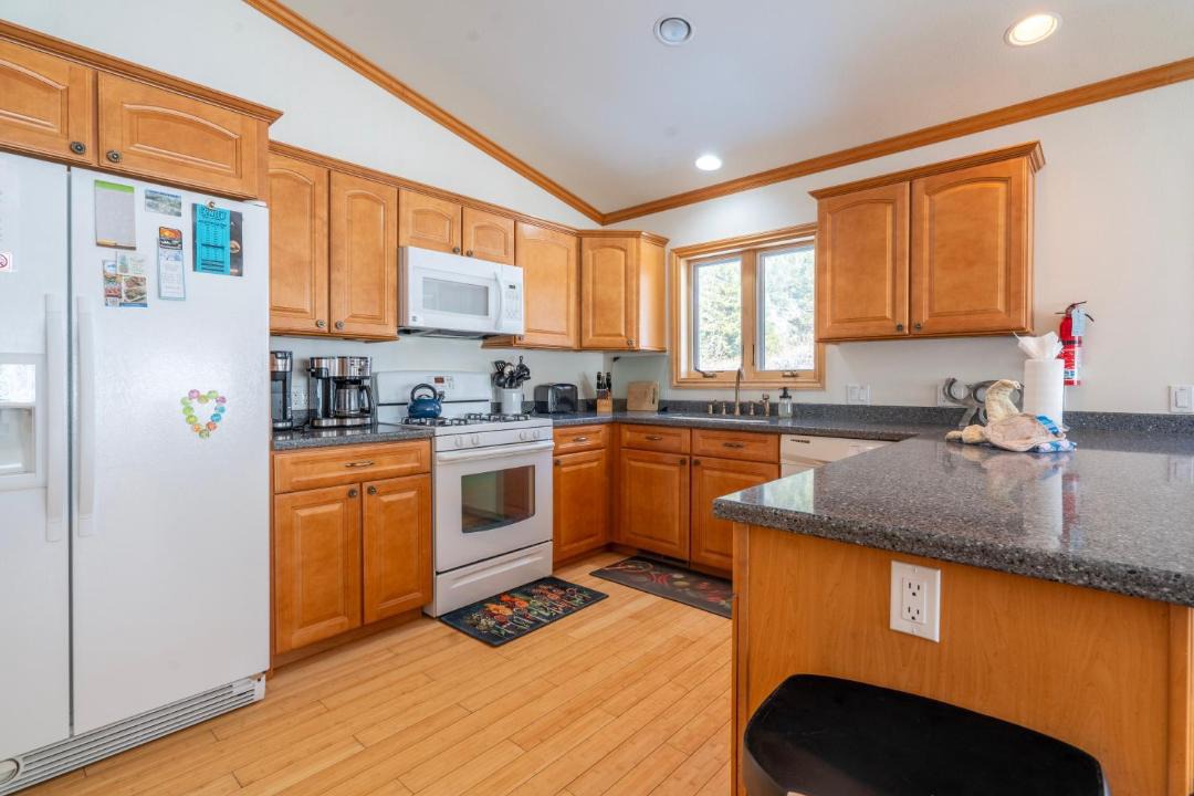 Photo of Kitchen in June Lake