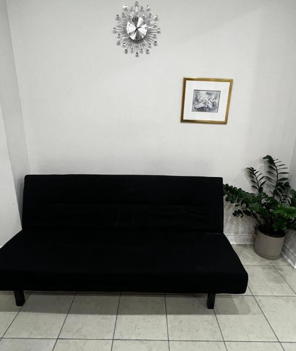 Photo of Livingroom in Halton Regional Municipality