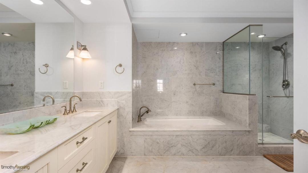 Photo of Bathroom in Diamond Beach
