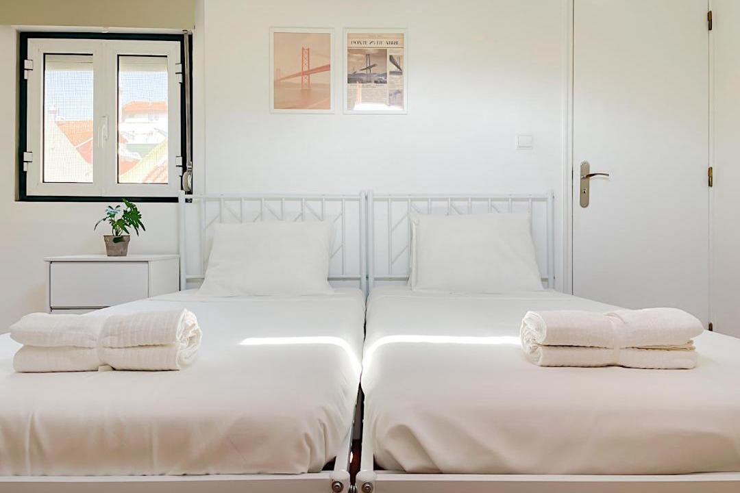 Photo of Bedroom in Linda-a-Velha