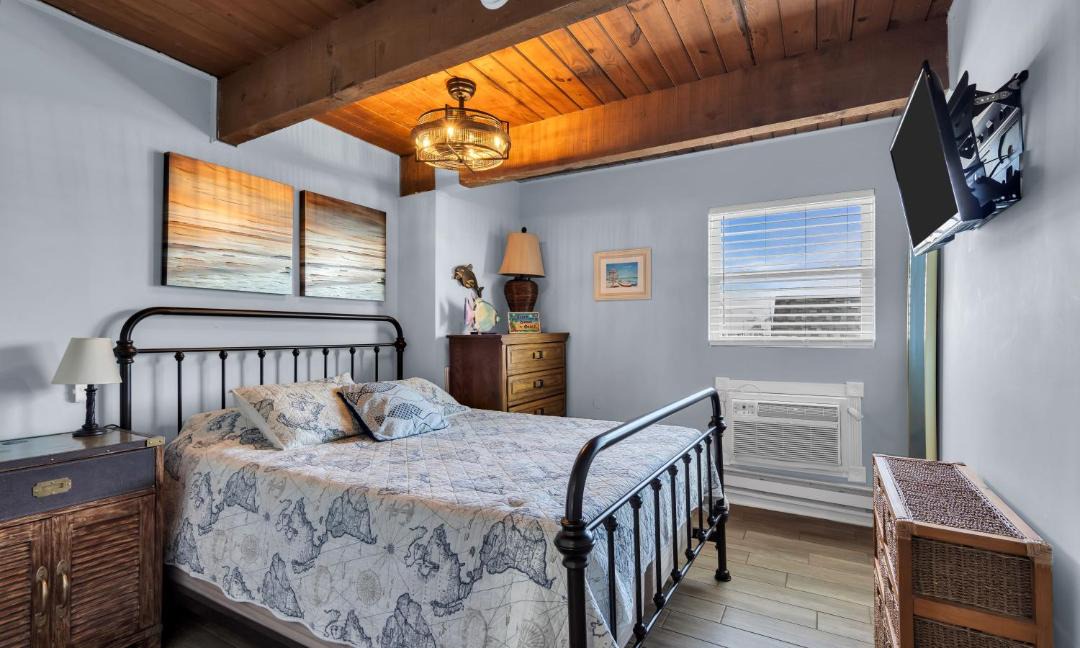 Photo of Bedroom in Ortley Beach