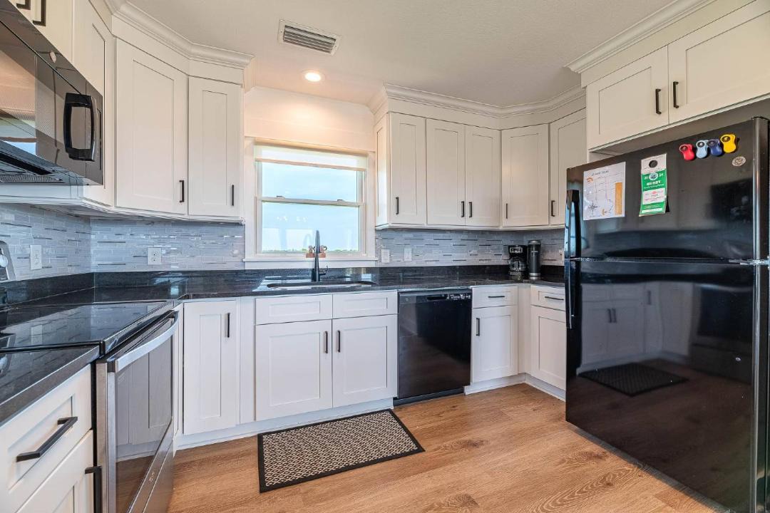 Photo of Kitchen in Carova Beach