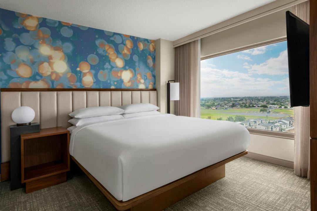 Photo of Bedroom in Anaheim Resort
