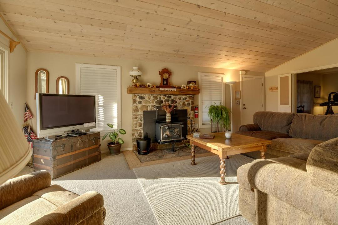 Photo of Livingroom in North Fork