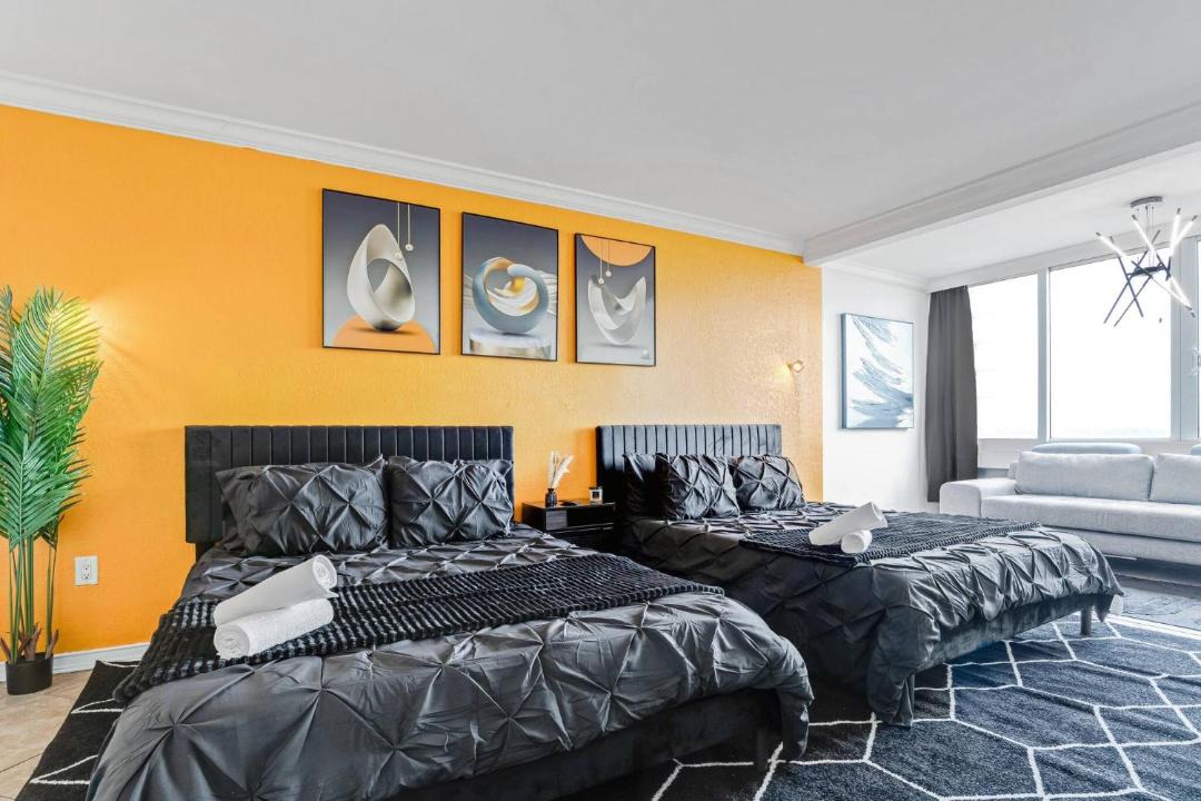 Photo of Bedroom in Galt Mile