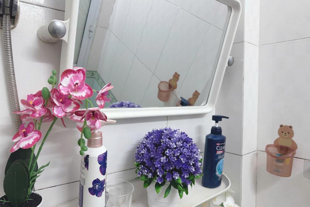 Photo of Bathroom in Trung Hoa Nhan Chinh