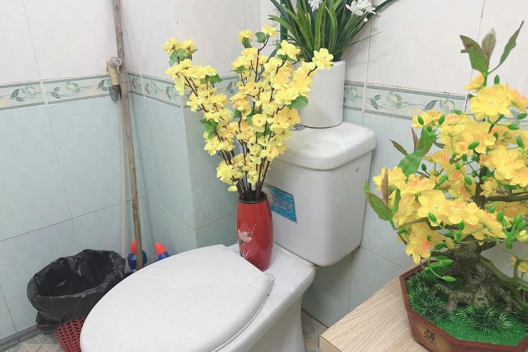 Photo of Bathroom in Trung Hoa Nhan Chinh