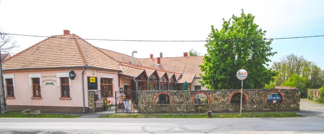 Photo of Others in Sitke