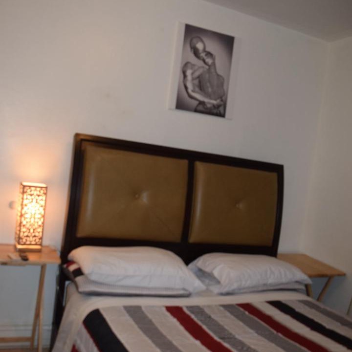 Photo of Bedroom in Golden Glades