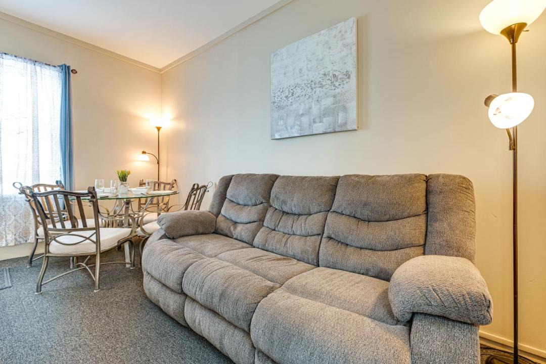 Photo of Livingroom in Seneca Falls