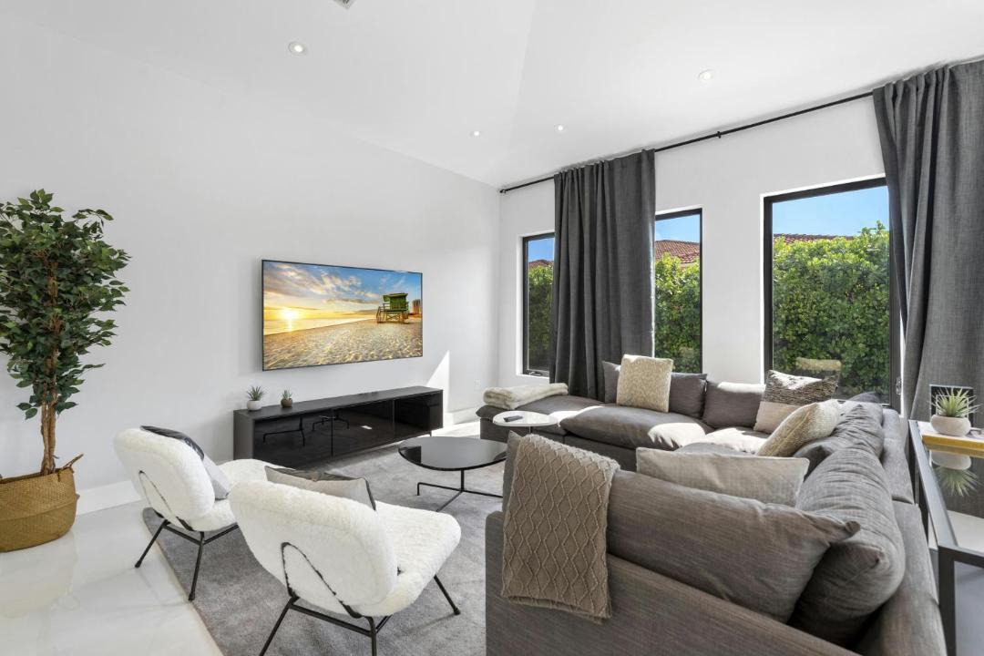 Photo of Livingroom in Fontainebleau