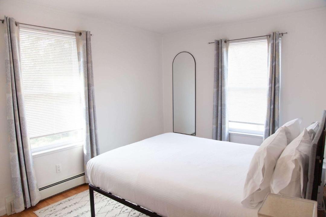 Photo of Bedroom in Western Gardens