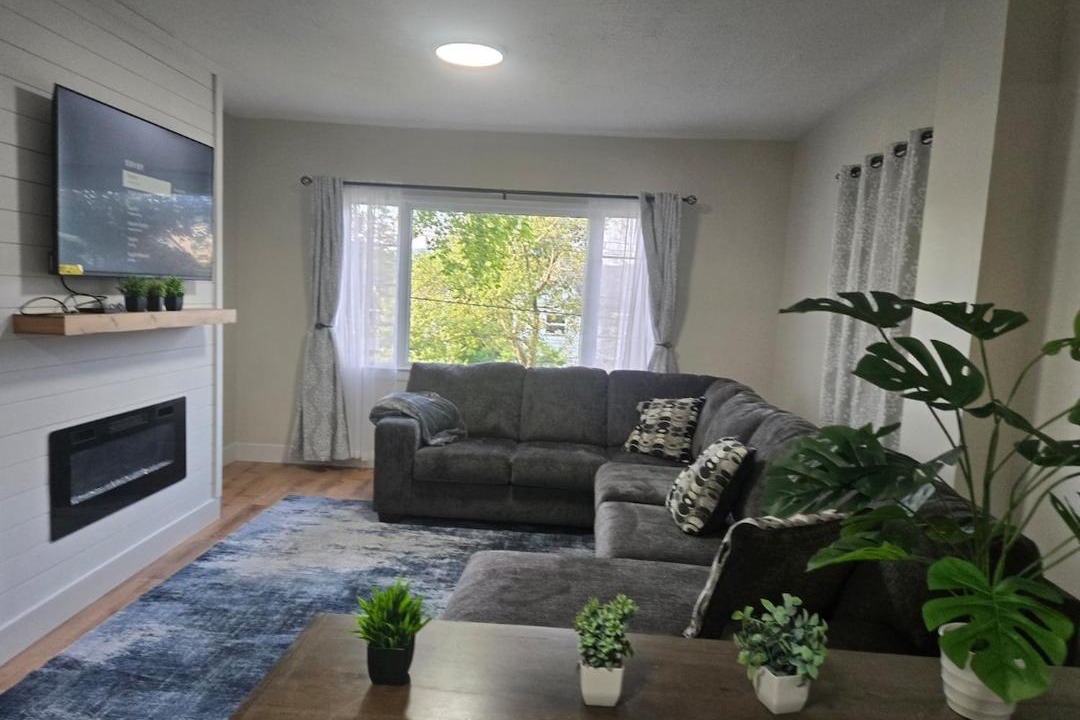 Photo of Livingroom in Corning
