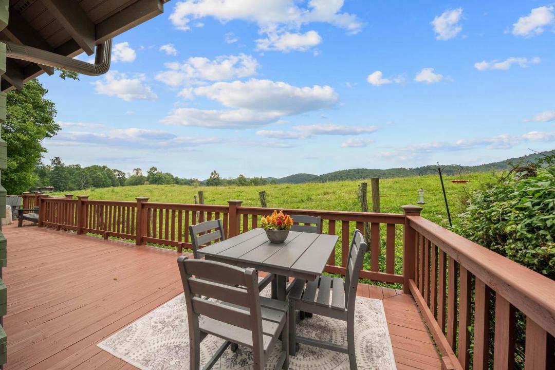 Photo of Patio Balcony in Todd