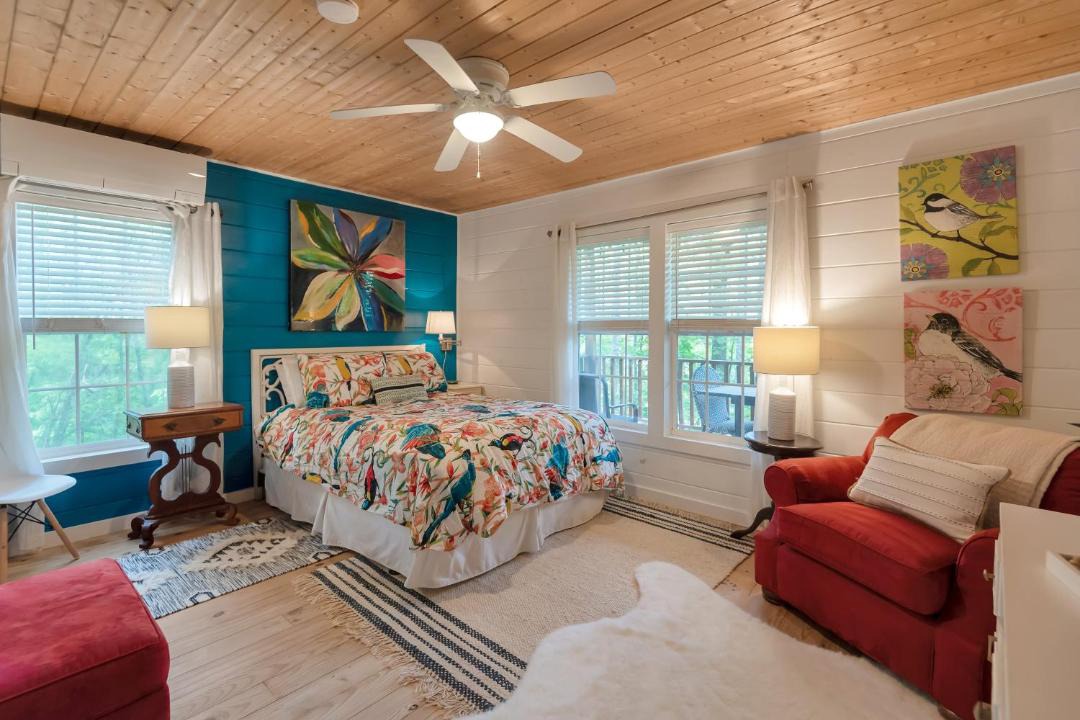 Photo of Bedroom in Crumpler