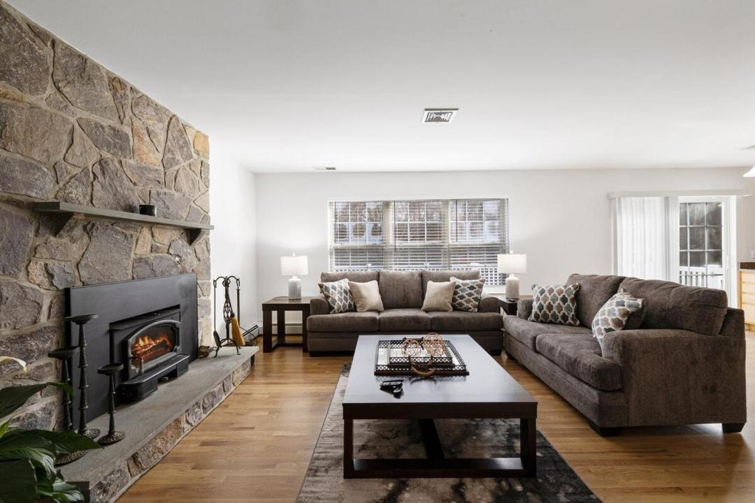 Photo of Livingroom in Chester