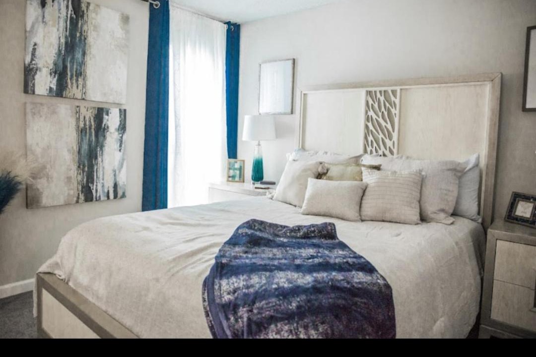 Photo of Bedroom in Crestline Heights