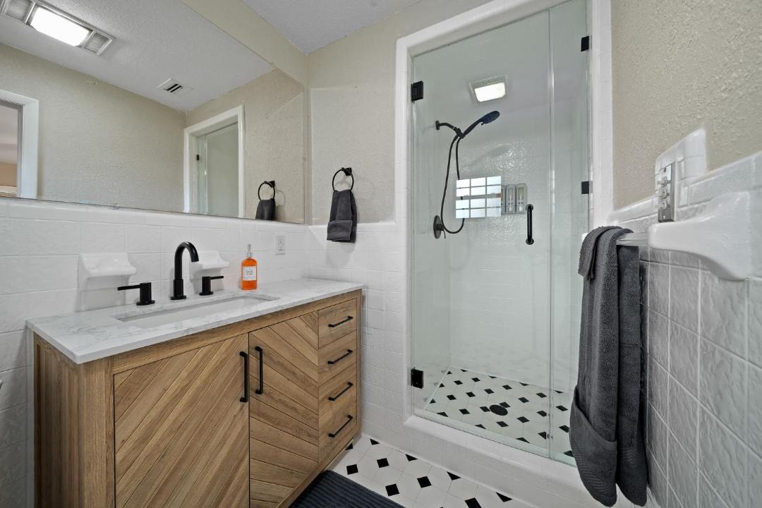 Photo of Bathroom in Fort King District