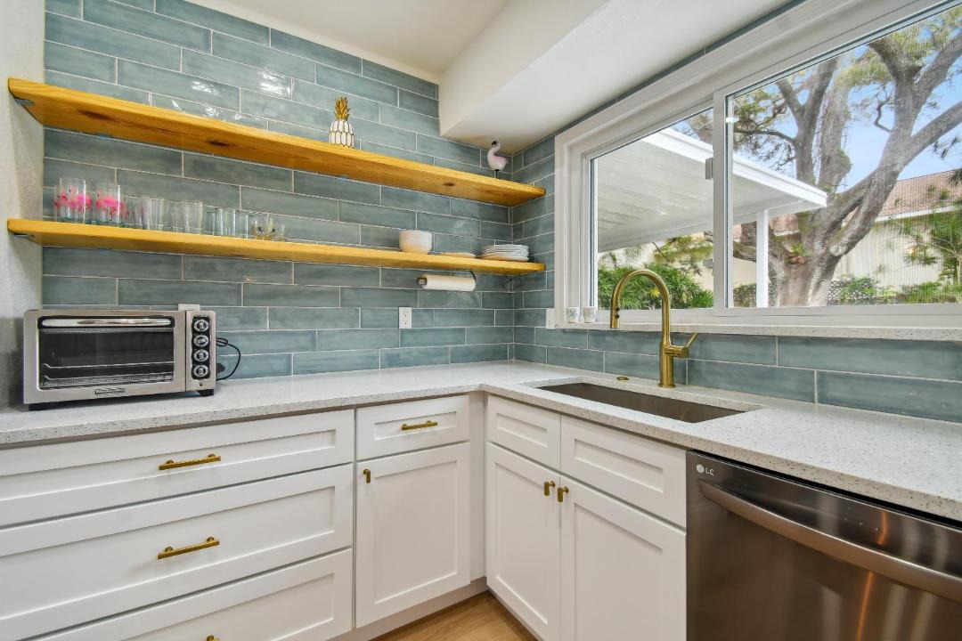 Photo of Kitchen in South Pinellas Community Council