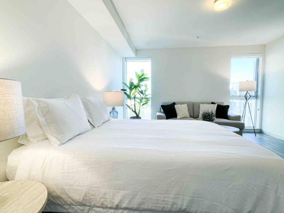 Photo of Bedroom in Downtown Los Angeles