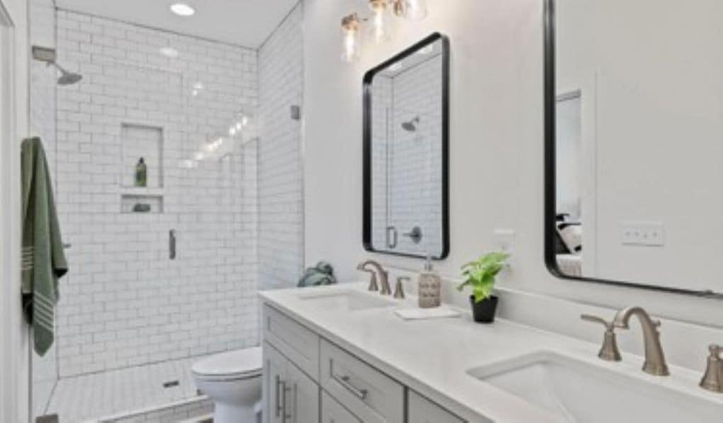 Photo of Bathroom in Jacksons' Gap