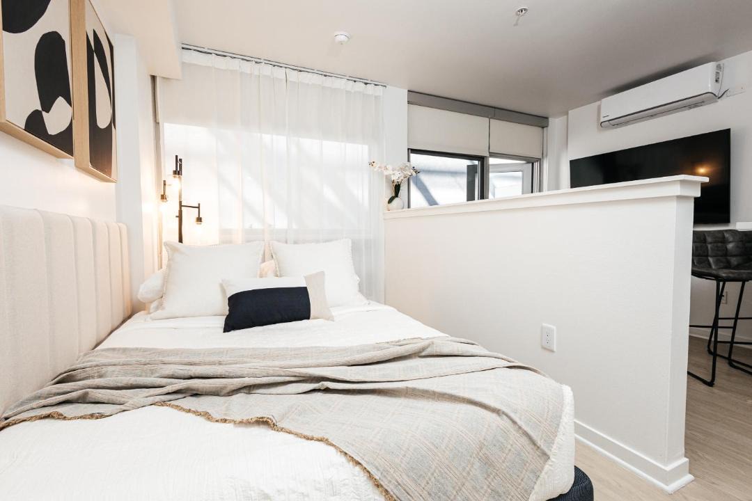 Photo of Bedroom in Downtown