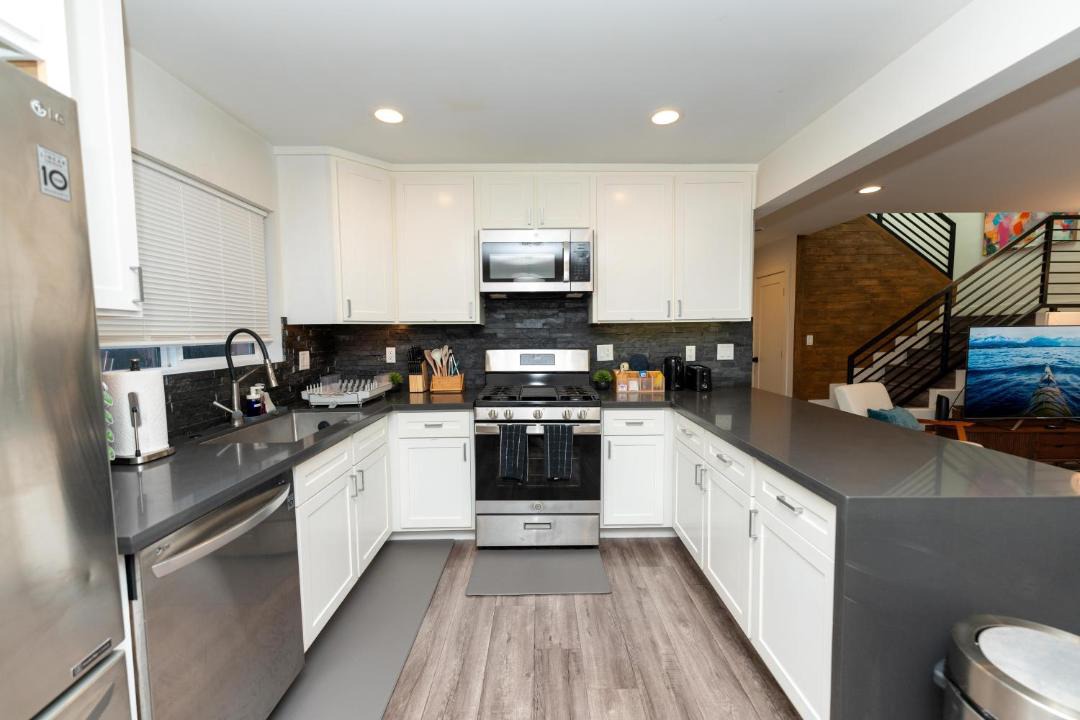Photo of Kitchen in NoHo Arts District