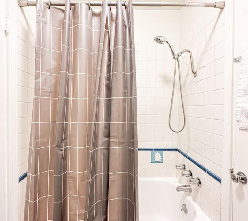 Photo of Bathroom in Sawtelle