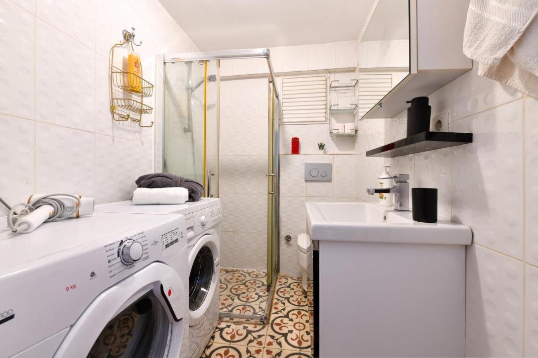 Photo of Bathroom in Cihangir