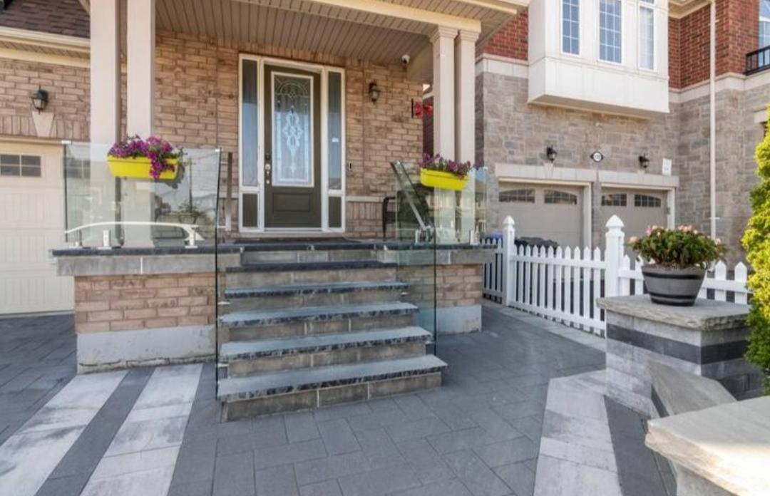 Photo of Patio Balcony in Brampton