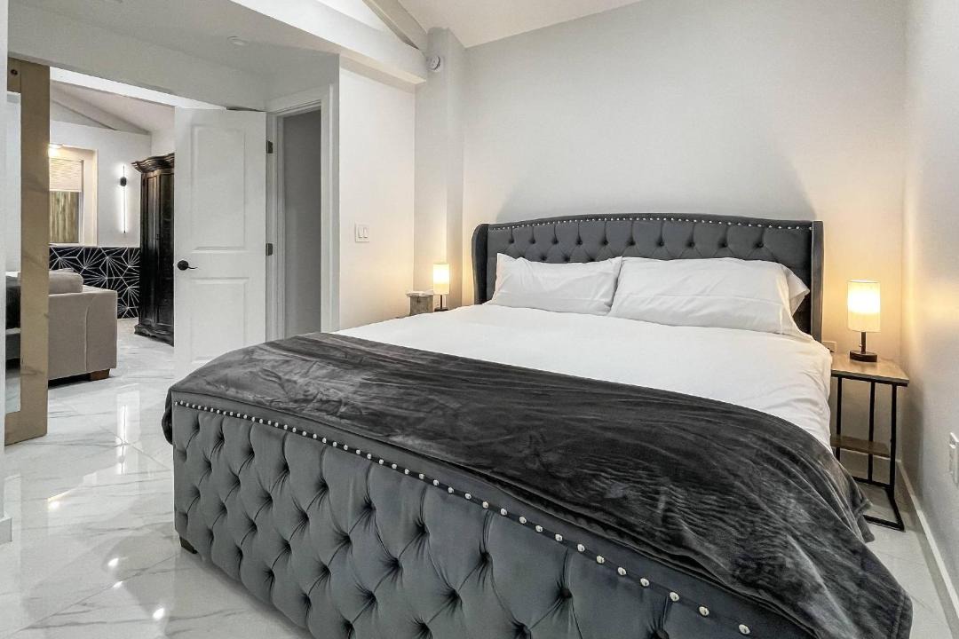 Photo of Bedroom in Cos Cob