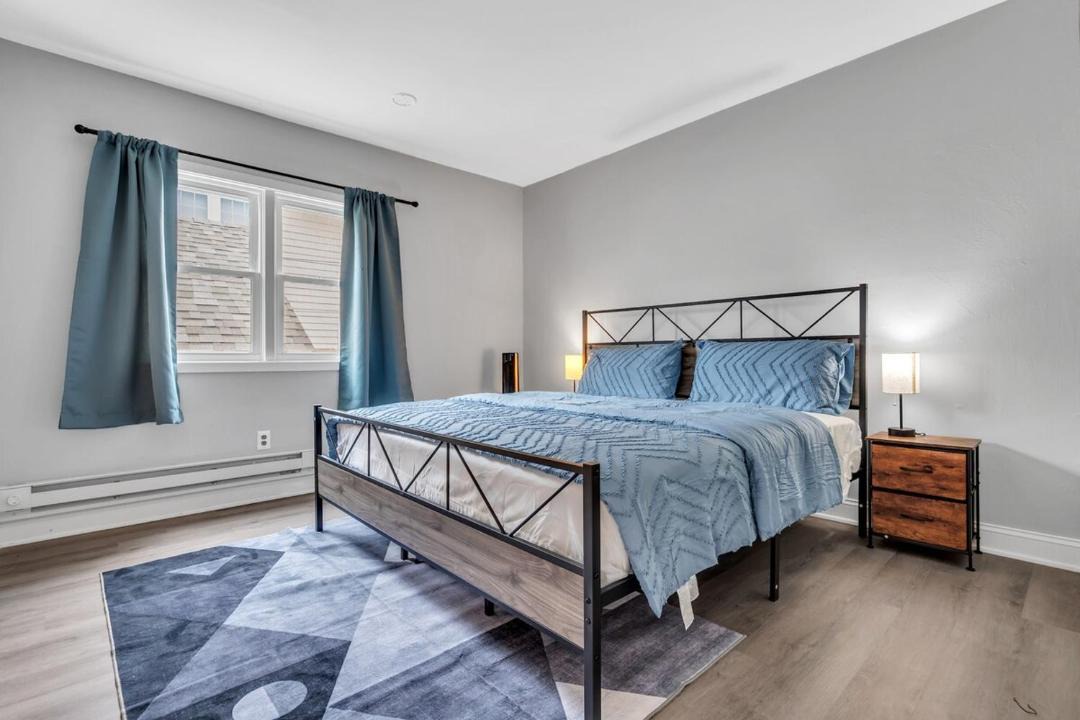 Photo of Bedroom in Seaside Heights