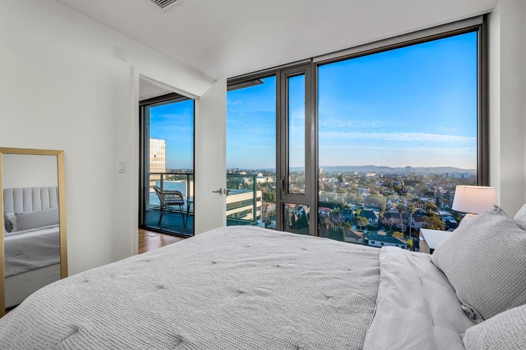 Photo of Bedroom in Carthay Circle
