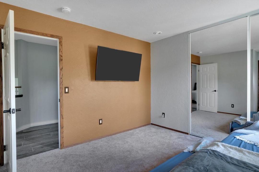 Photo of Bedroom in Guajome
